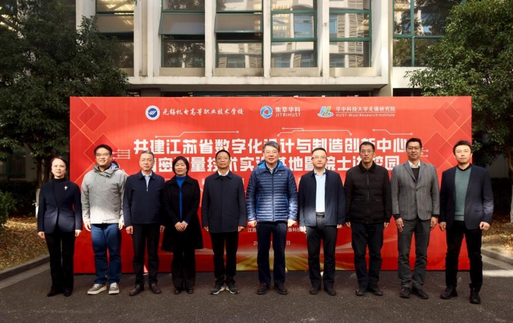 ��(chu��ng  )�����ąR�Ǿ�����У�󹲽���(sh��)Ӗ����